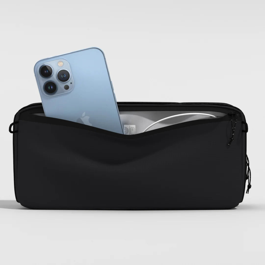 Cabinzero Tech Pouch 2.5L in Absolute Black Color 7