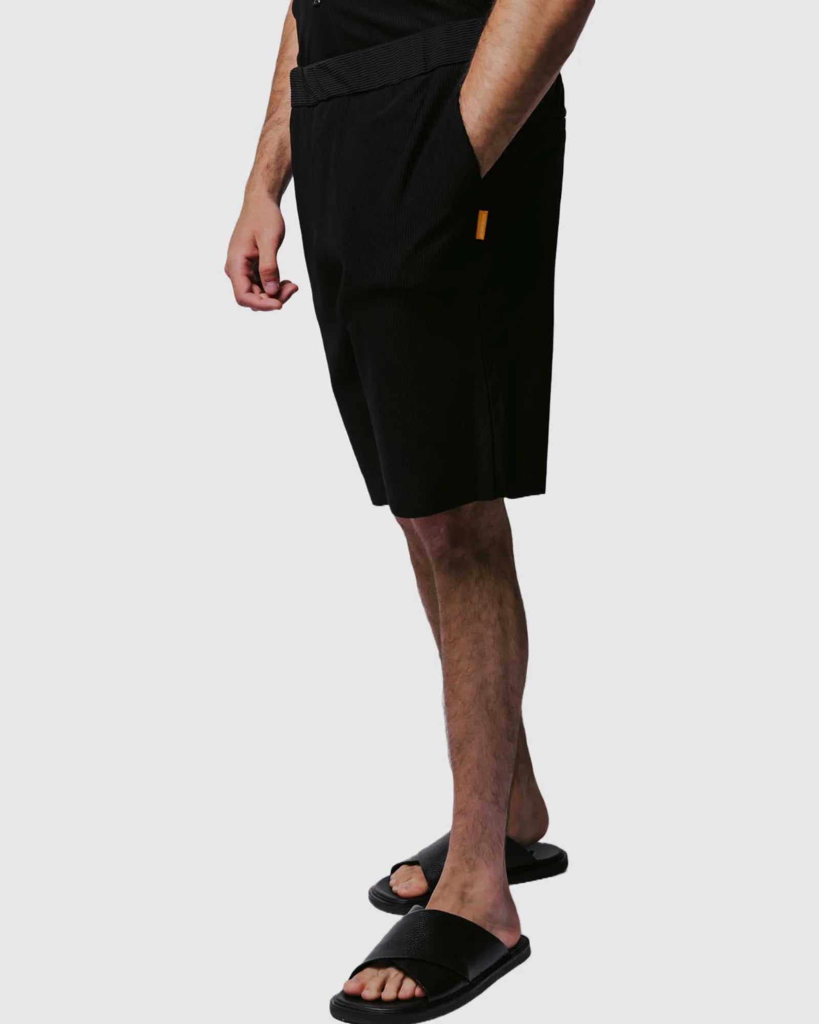 Justin Cassin Abade Pleated Shorts in Black Color 2