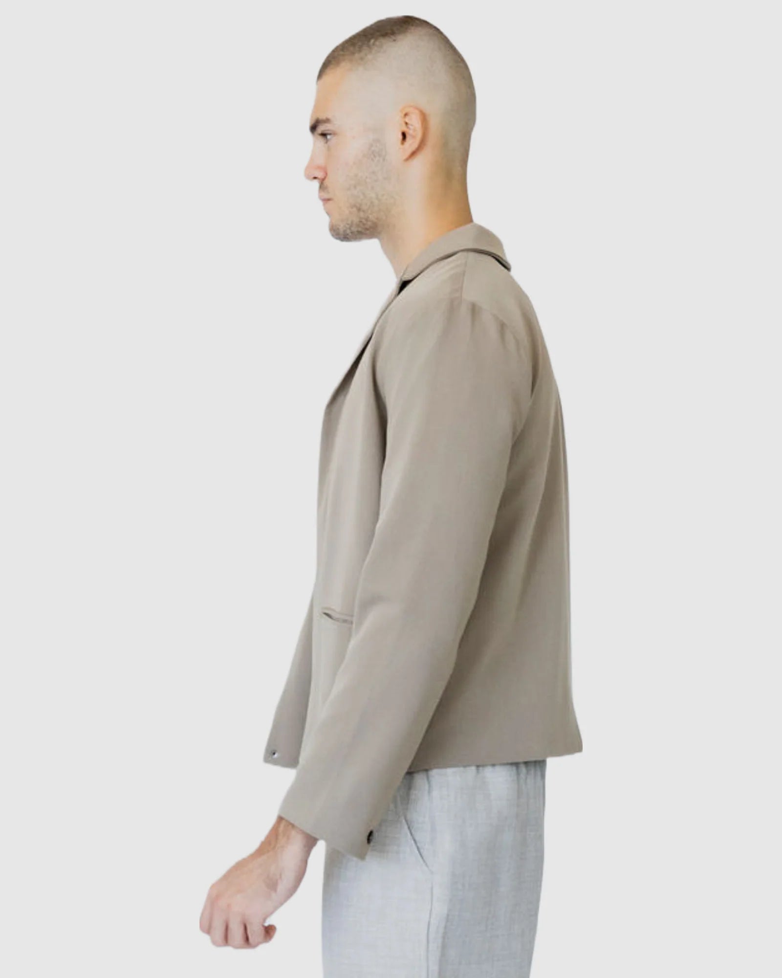 Justin Cassin Desmond Cropped Jacket in Brown Color 3