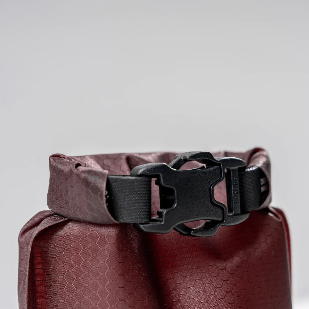 Matador FlatPak Soap Bar Case in Garnet Color 3