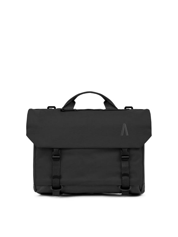Rennen Shoulder Bag in Black Color