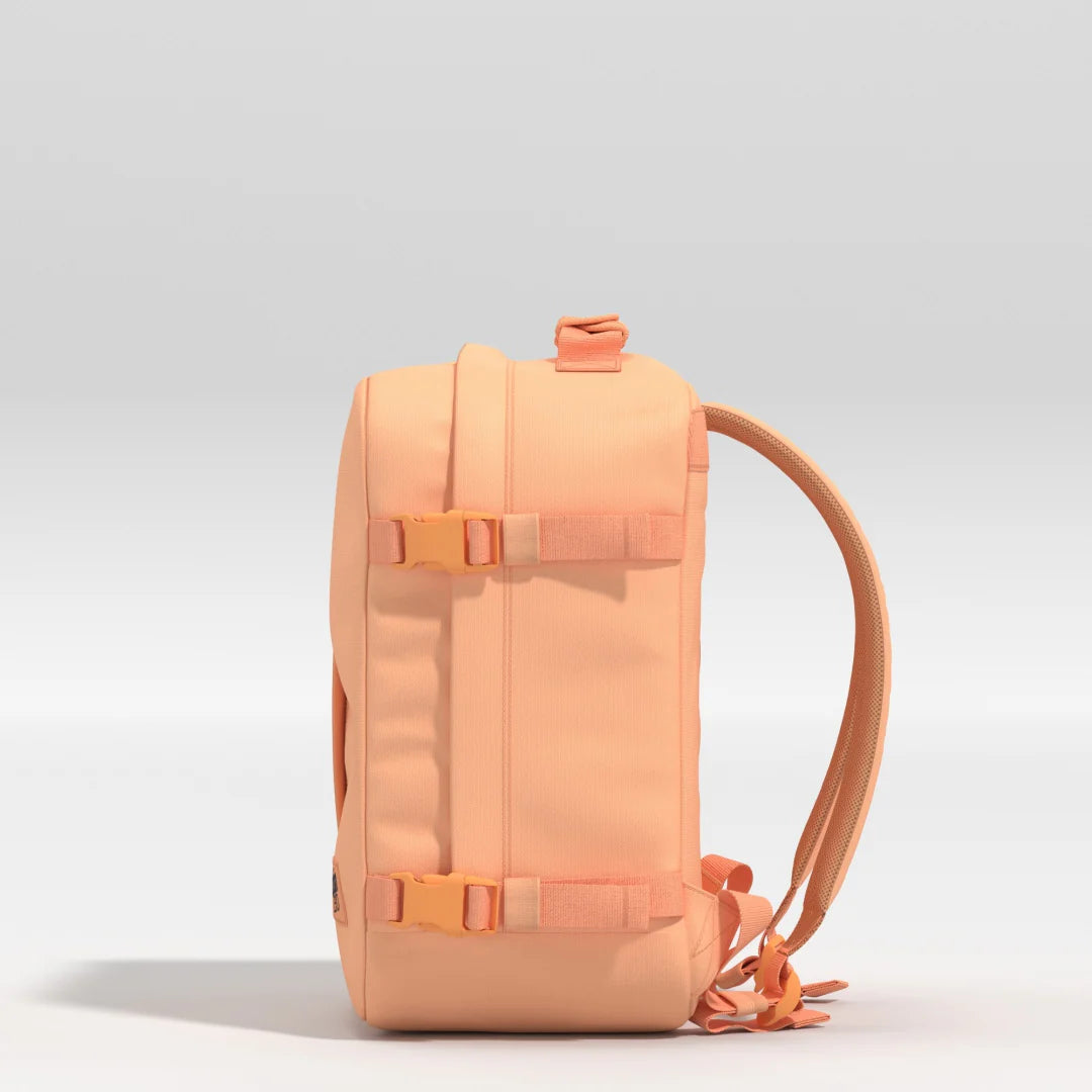 Cabinzero 经典科技背包 28L 午夜蓝色