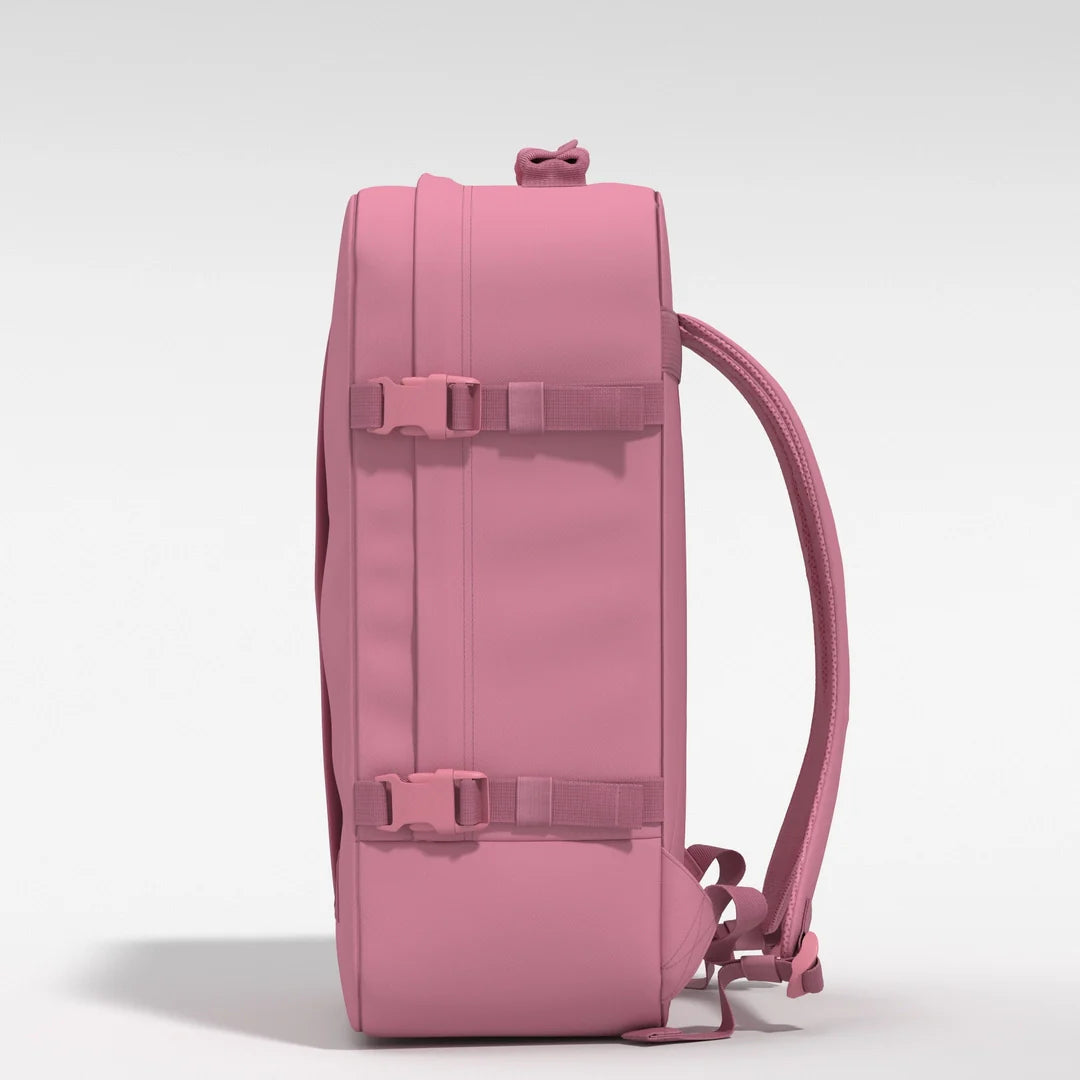Cabinzero Classic Backpack 44L in Rosa Rosa Color