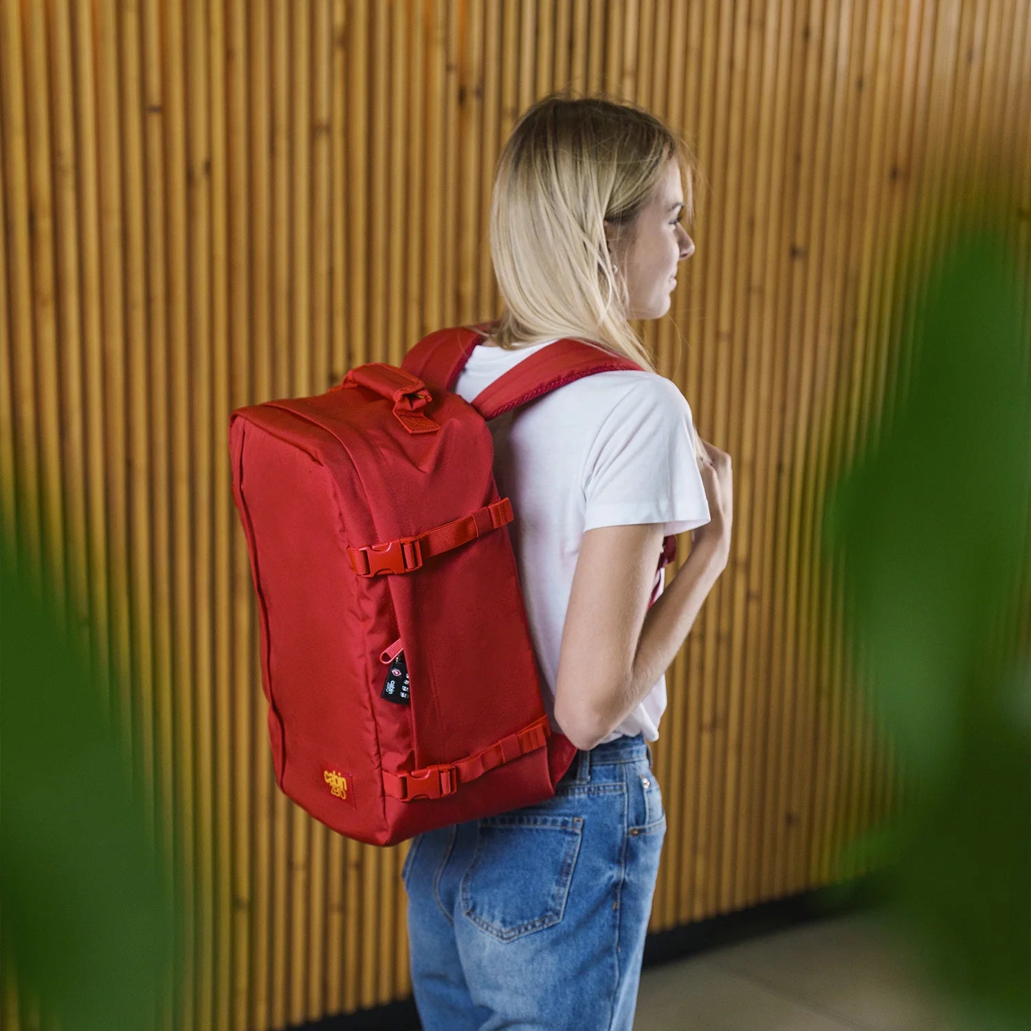 Cabinzero Classic Backpack 36L in Ketchup Color