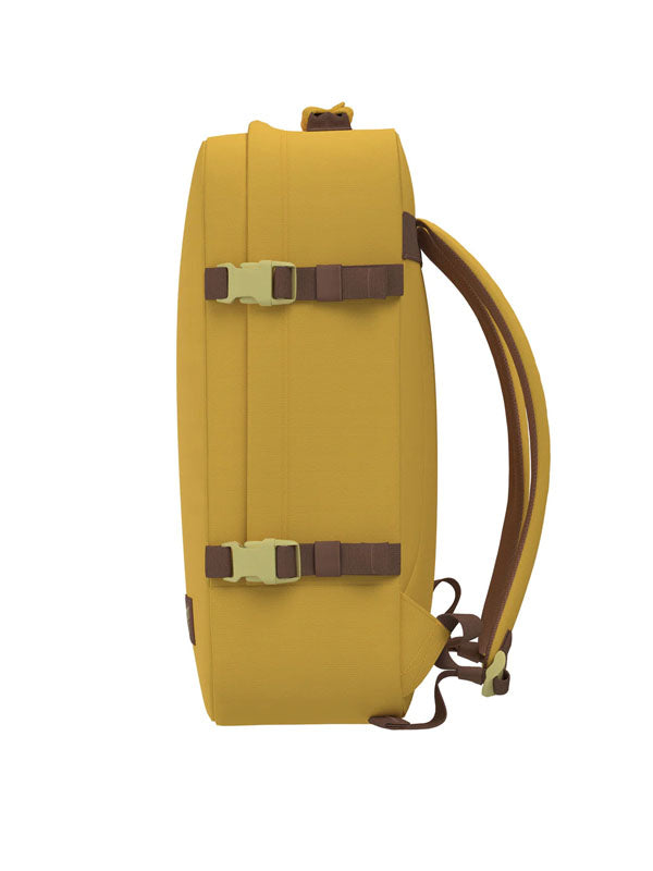Cabinzero Classic Backpack 44L in Hoi An Color 2