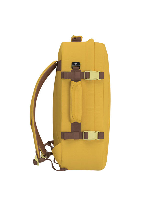 Cabinzero Classic Backpack 44L in Hoi An Color 3