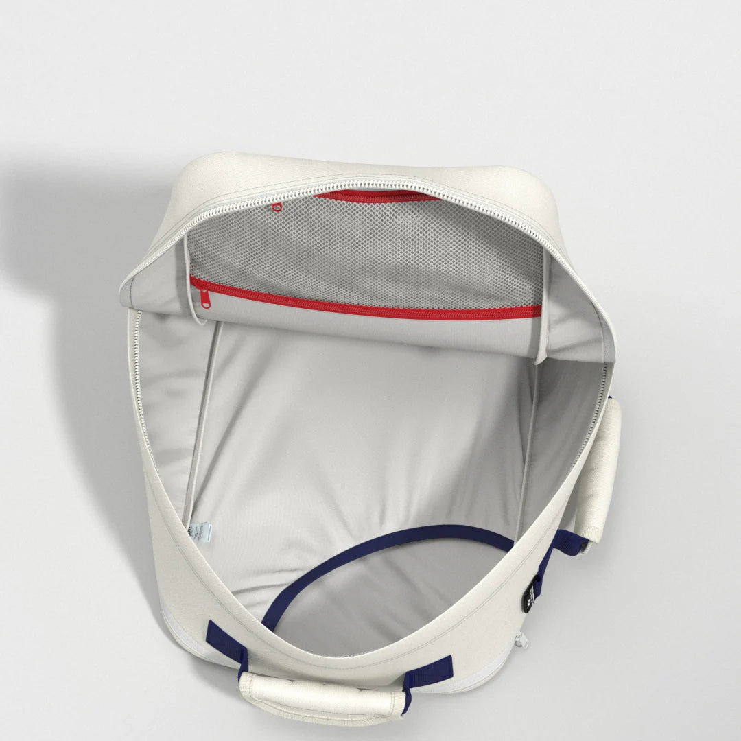 Cabinzero Classic Tech Backpack 28L in Cloud Nine Color