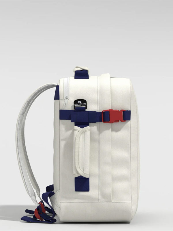 Cabinzero Classic Tech Backpack 28L in Cloud Nine Color