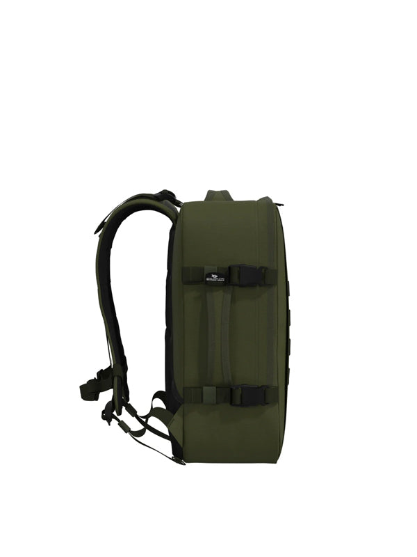 Cabinzero Military Backpack 28L in Green Color 3