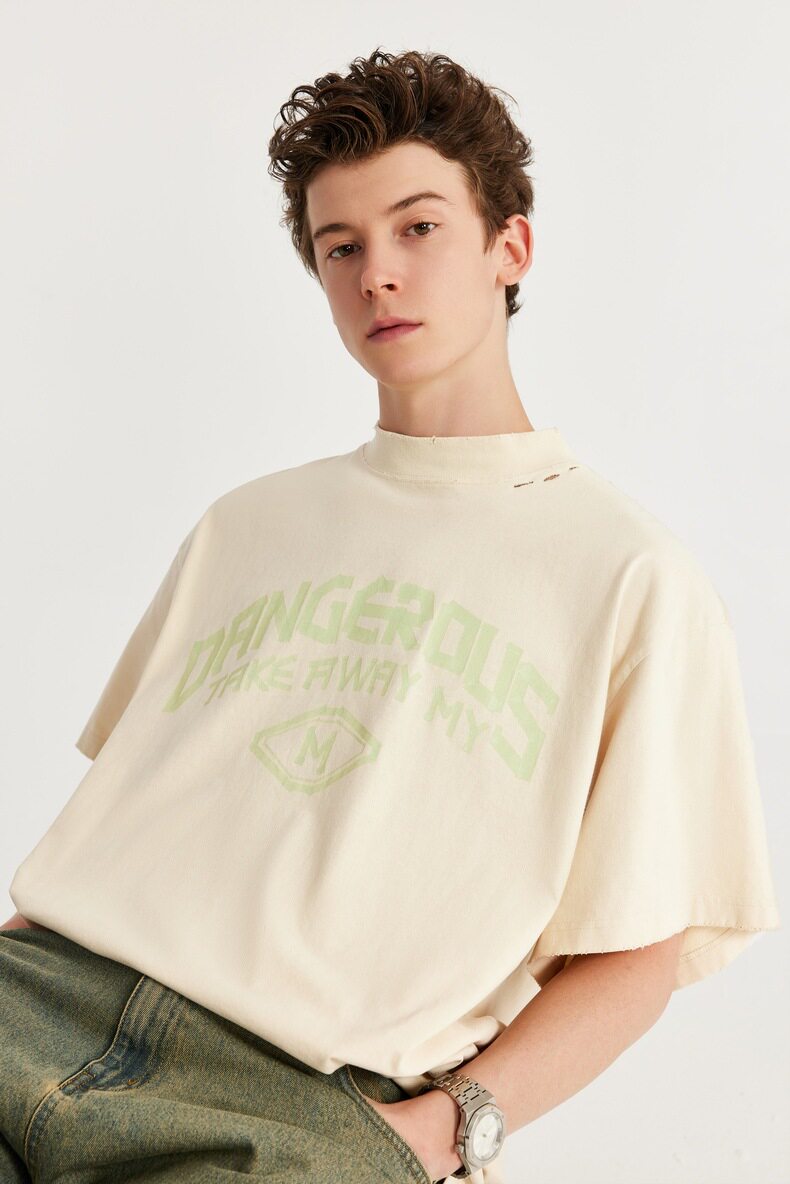 "Dangerous" Graphic Oversized T-Shirt 8