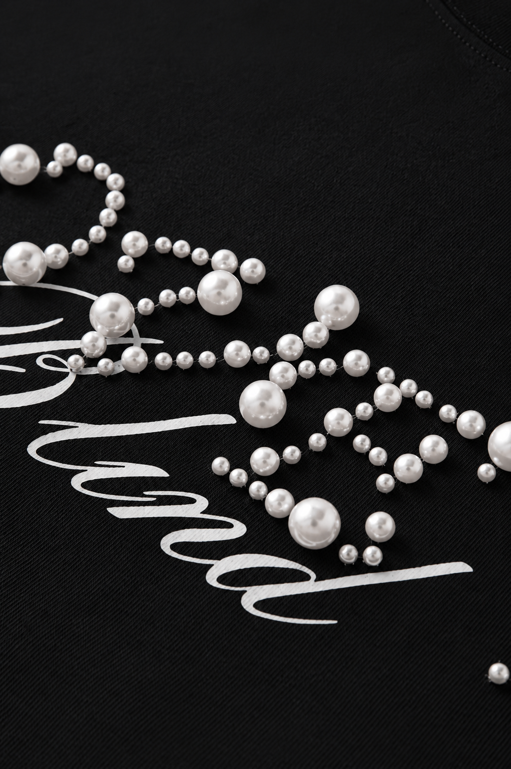 Love Is Blind Beaded Lettering Oversized T-Shirt in Chocolate Black Color 7