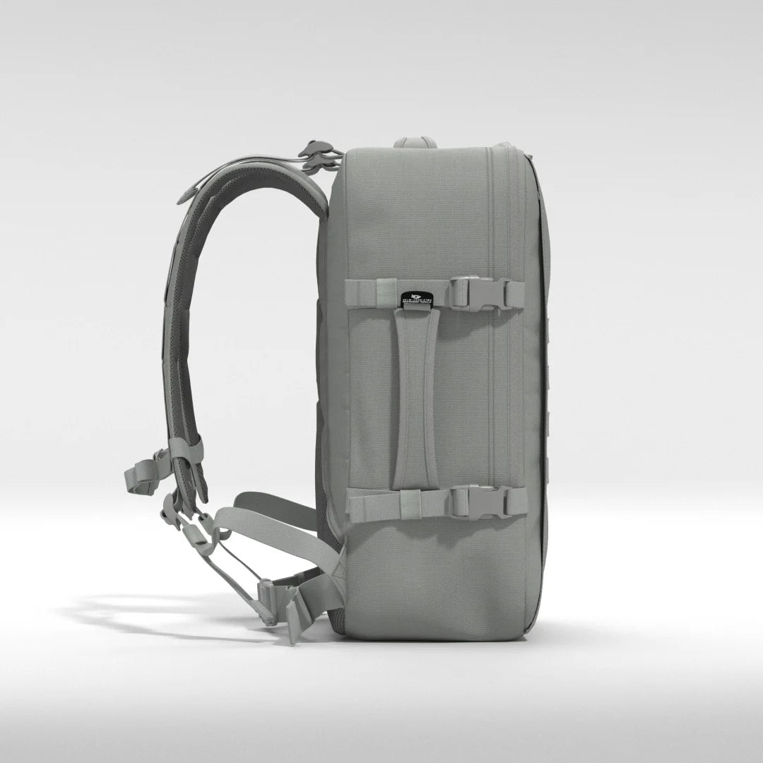 Cabinzero Military 44L in Frosty Morning Color