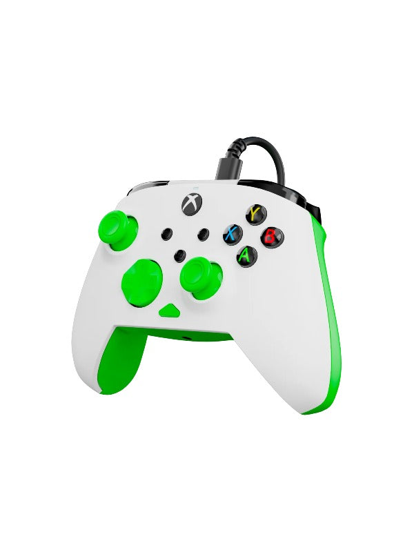 Turtle Beach Rematch™ Core Wired Controller in White Green Color (Xbox, Windows 10 & 11) 4