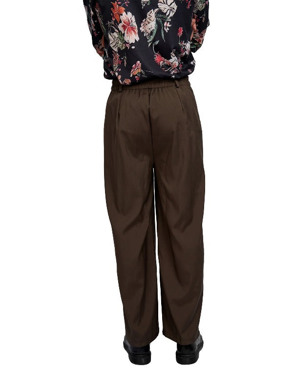 Justin Cassin Bryden Pleated Loose Pants in Brown Color 4