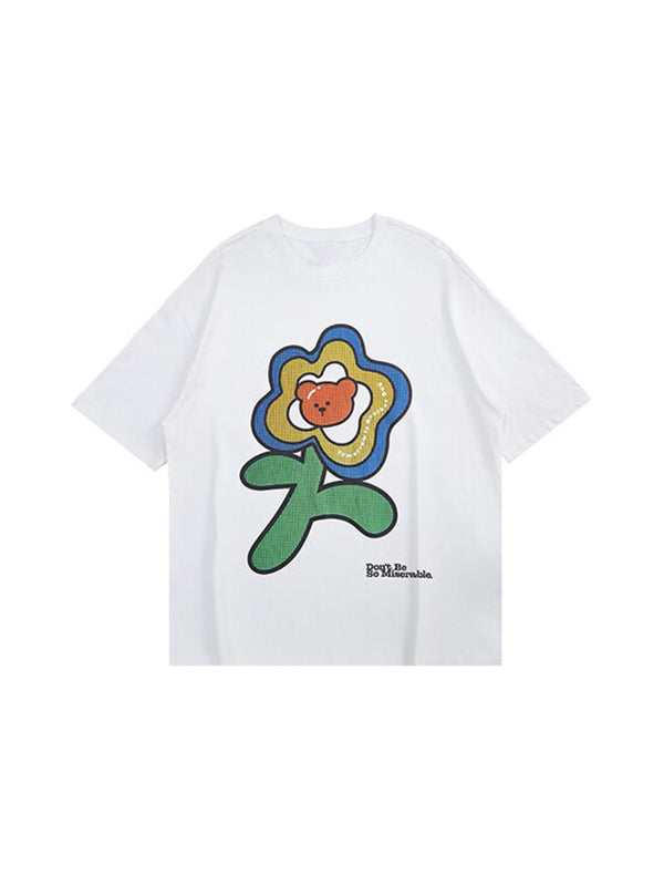 Bear in Flower Textured T-Shirt in White Color